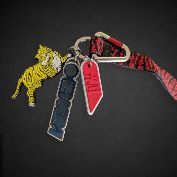 Kenzo X H&M Keychain Tiger Key Ring Keyfob Carabiner Clip - Picture 7 of 9